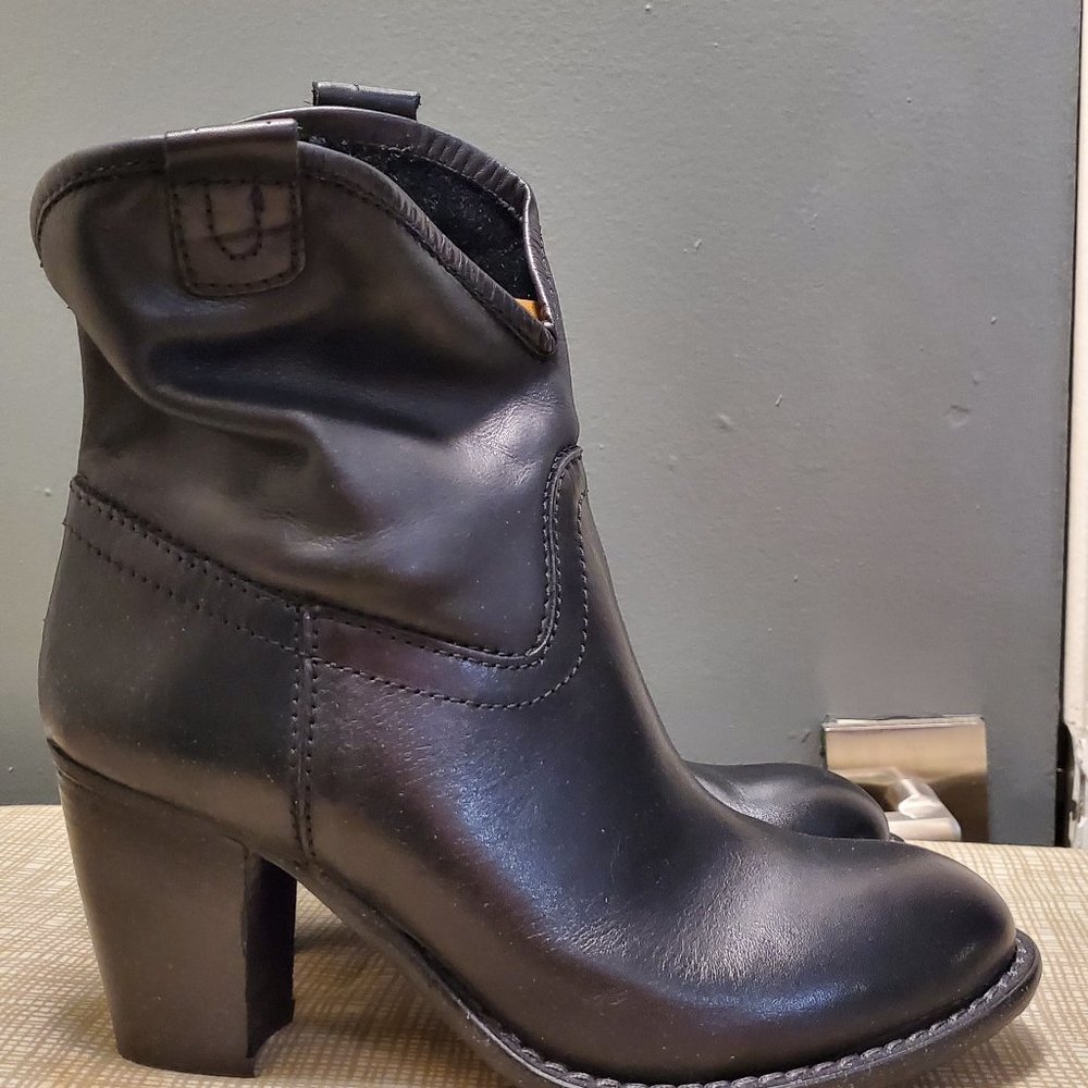 Lavorazione Leather Cowboy Booties